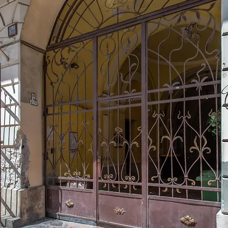 Theresa - Stylish Comfort In The Heart Of Budapest