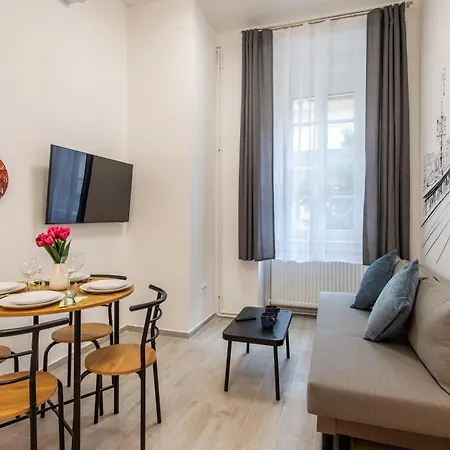 Theresa - Stylish Comfort In The Heart Of Appartamento *