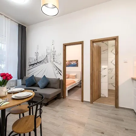 Theresa - Stylish Comfort In The Heart Of